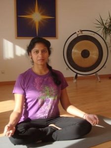 professeure méditation yoga